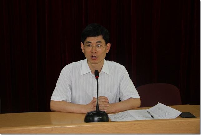 学校党委副书记陈彤同志主持“两学一做”学习教育工作会议并提出要求